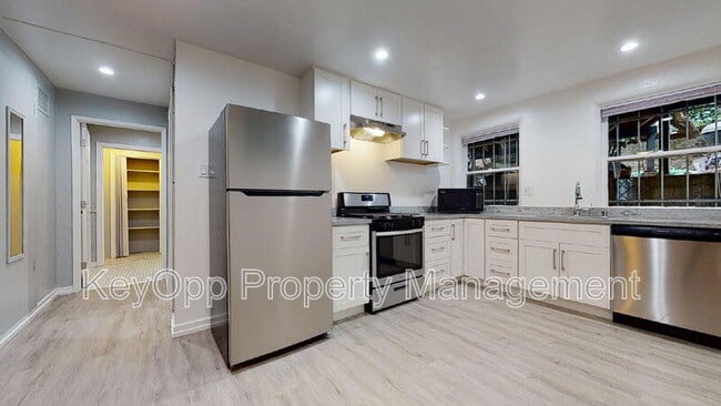 Photo - 180 Stanyan Street Apartment