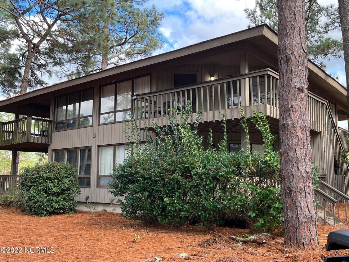 232 Foxkroft Dr, Jackson Springs, NC 27281 Condo for Rent in Jackson