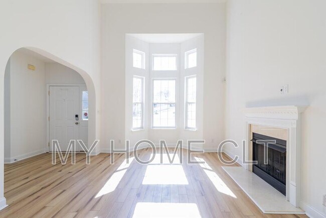 Foto del edificio - 643 Wilora Landing Rd