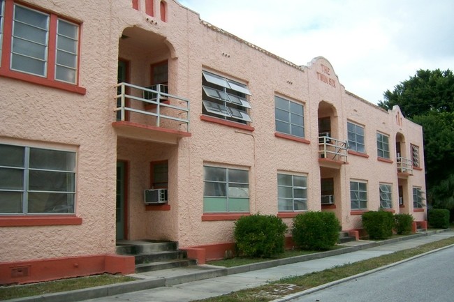 Foto del edificio - The Twin Six