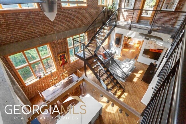 Foto del edificio - 640 Glen Iris Dr NE