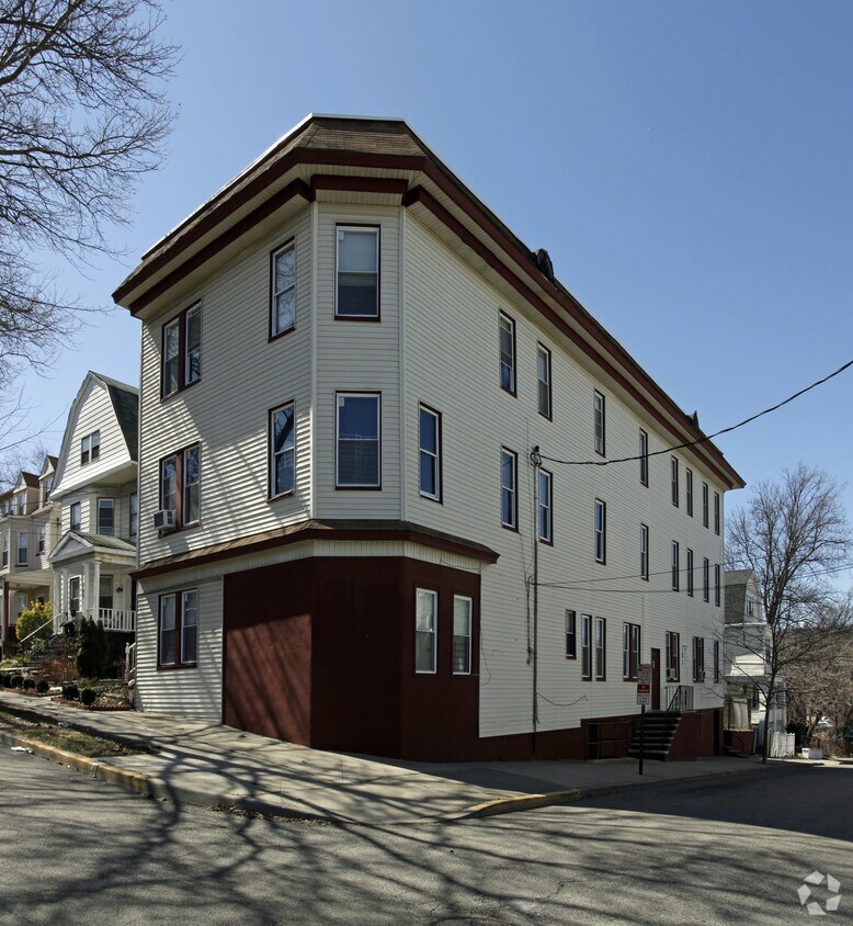 Primary Photo - 249 Mt Vernon Ave