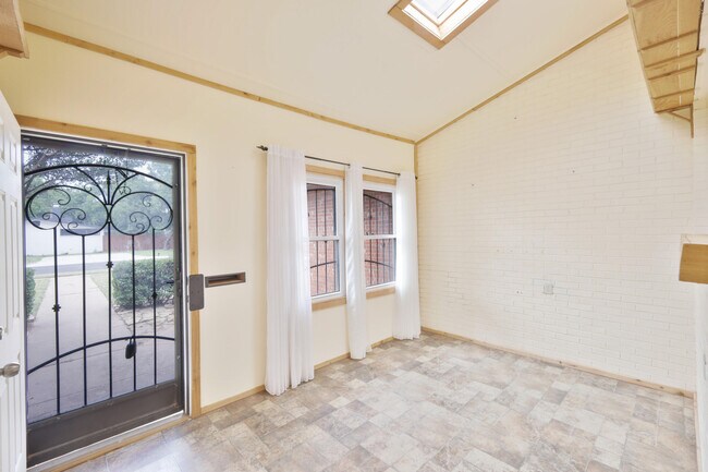 Foto del edificio - 3202 45th St