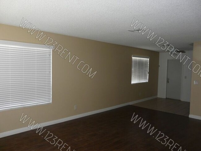 Foto del edificio - 2BD/1.5BTH TOWNHOUSE WEST LANCASTER