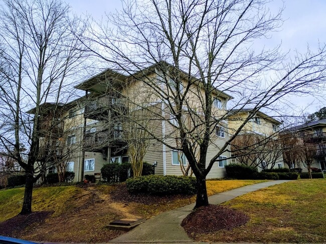 condo exterior (Winter) - 303 Smith Level Rd Apartment