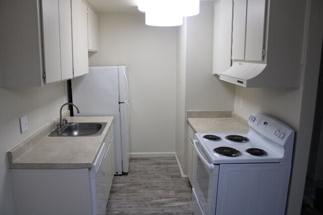 Foto del edificio - 5290 San Pablo Dam Rd