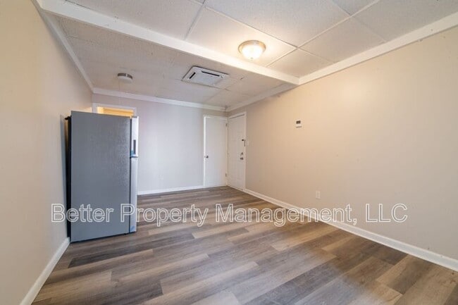 Foto del edificio - 112 N High St
