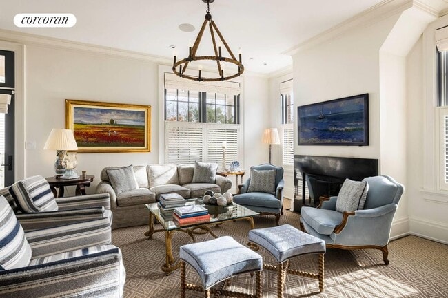 Building Photo - 43 Church St