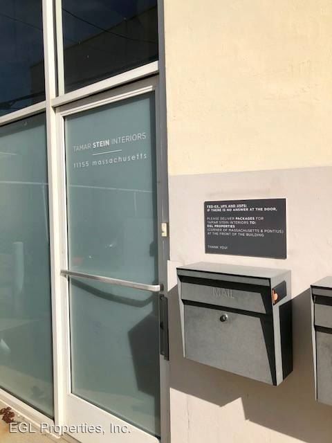 Foto del edificio - 11155 Massachusetts Ave