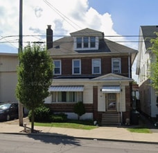 Building Photo - 136 N Broad St