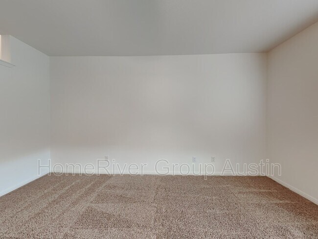 Building Photo - 18100 Speculator Ln