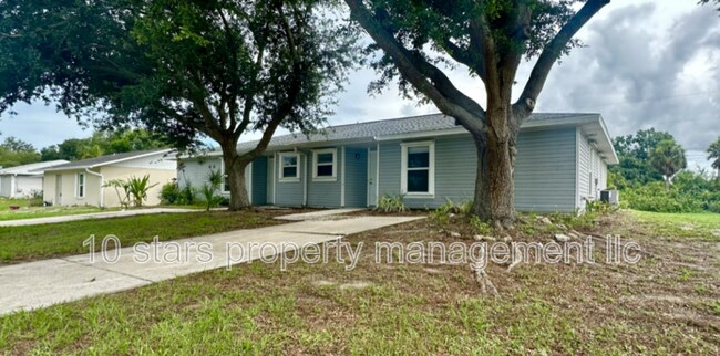 Foto del edificio - 9272 Anita Ave