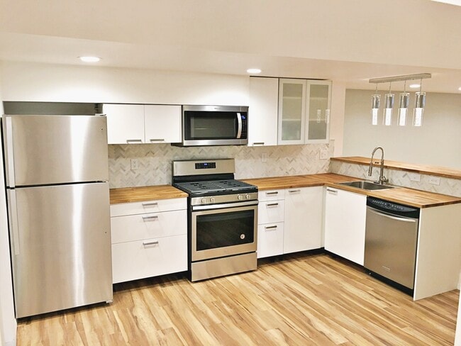 Foto del edificio - 5404 NE 54th Ave