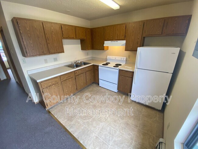 Foto del edificio - 3330 Joanna Brunner St