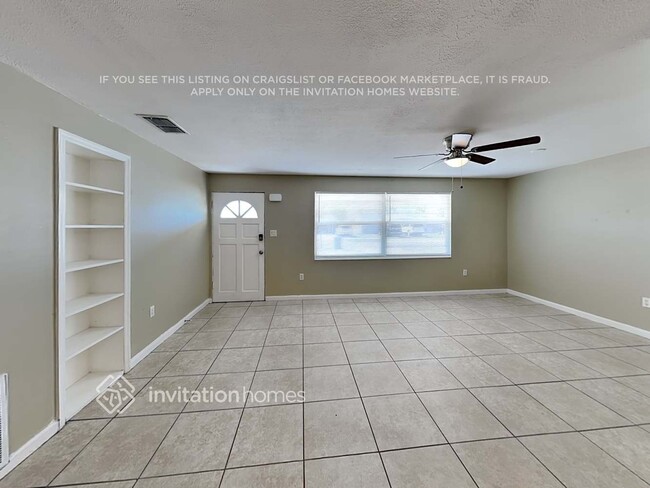 Building Photo - 3581 Lalani Blvd