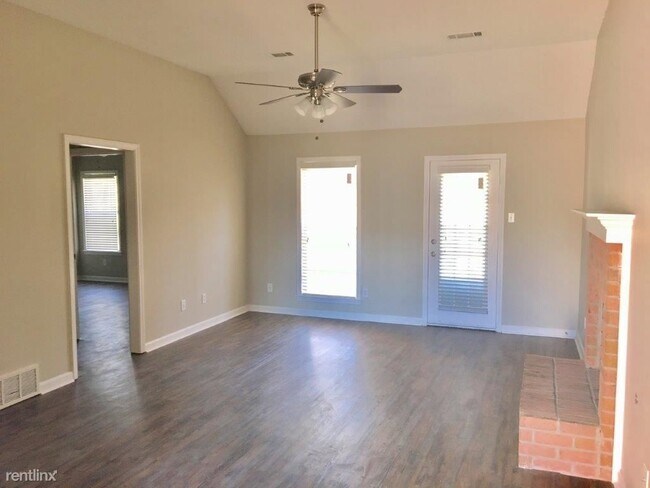 Building Photo - 3 br, 2 bath House - 4554 Tulip Creek Dr