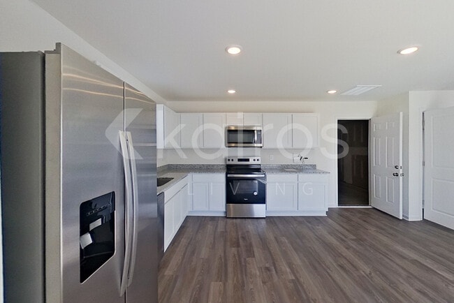 Building Photo - 7021 Peppermill Way