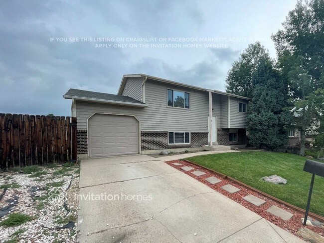 9581 W Lake Ave