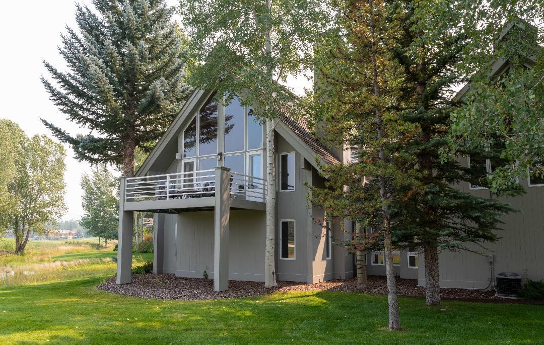 Foto principal - 2636 Fairways Pl W