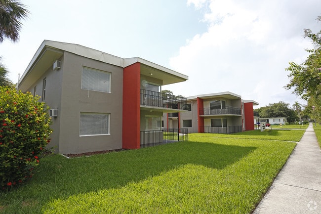 Building Photo - The Astoria - Sabal