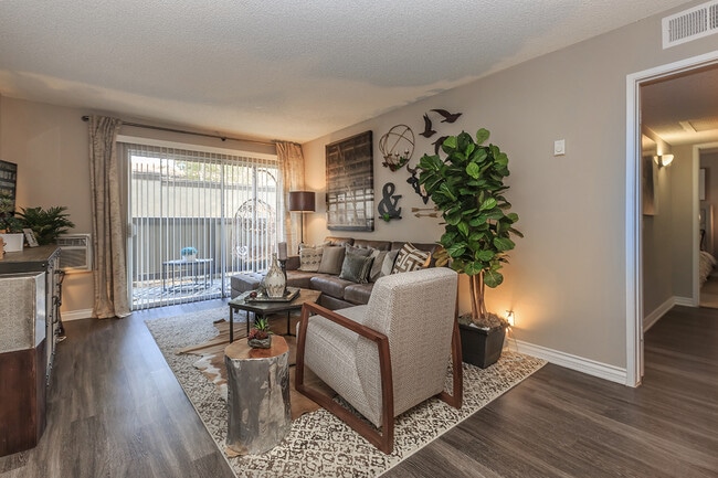Building Photo - Birchwood Village Apartment Homes