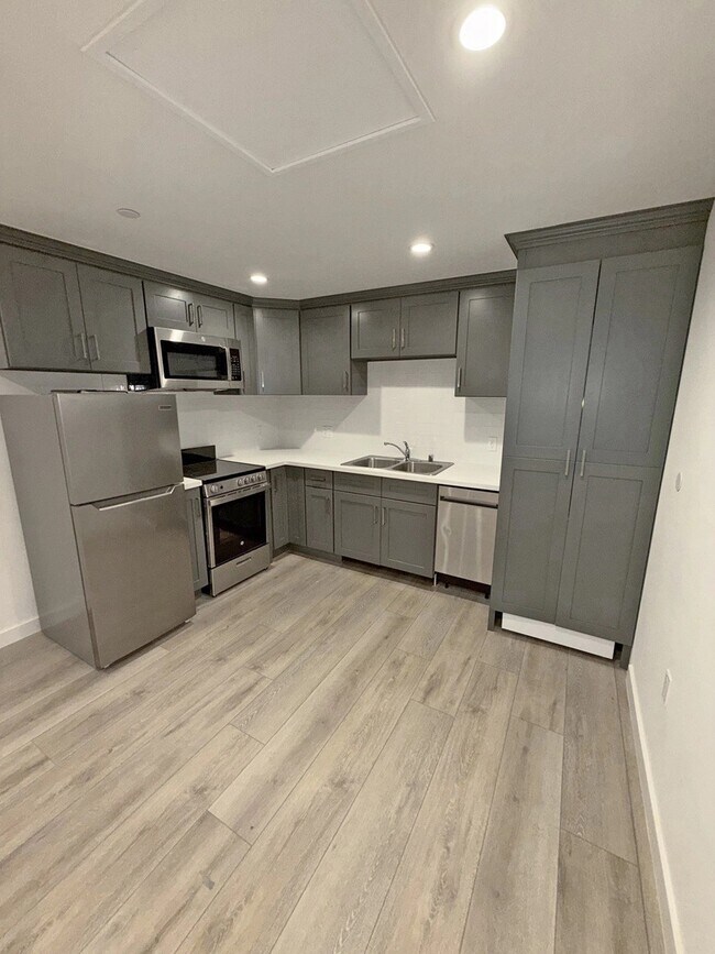 Foto del edificio - 5308 Sepulveda Blvd