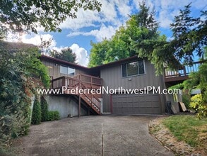 Building Photo - 3745 Potter St