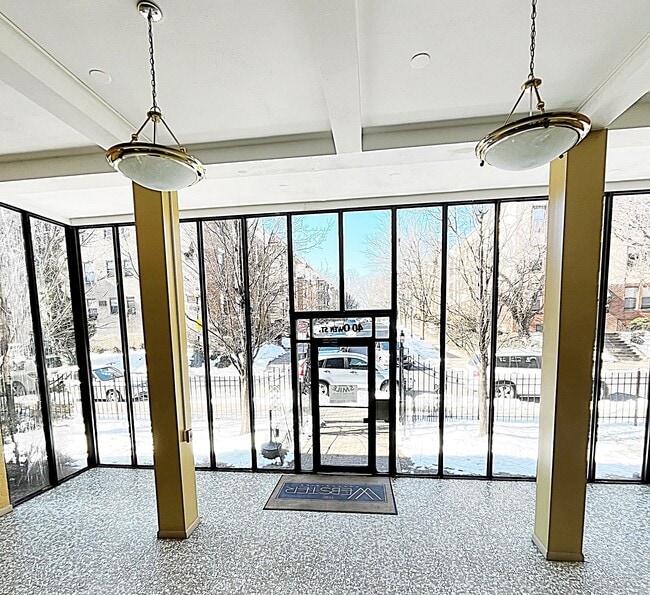 Lobby - 40 Owen St