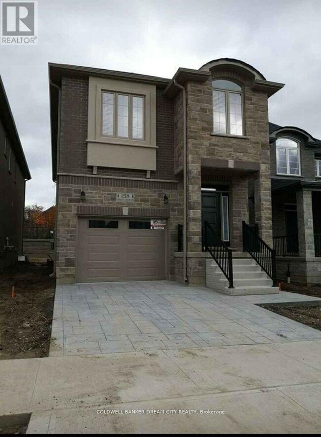 Building Photo - 158 FOREST CREEK Dr