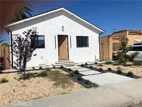 Building Photo - 5923 Haas Ave
