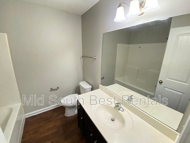 Building Photo - 5455 April Forest Dr