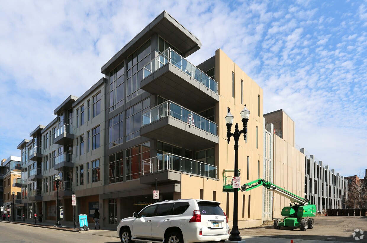 One Mercer Apartments Cincinnati, OH