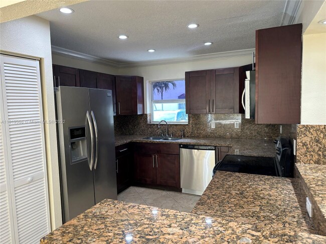 Foto del edificio - 5733 SW 150th Ave