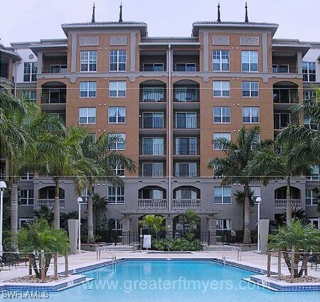 Building Photo - 2825 Palm Beach Blvd