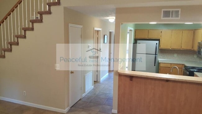 Building Photo - 6339 Olde Towne Dr