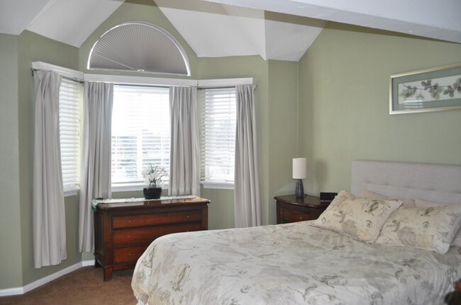 Foto del edificio - 159 Tall Oaks Dr