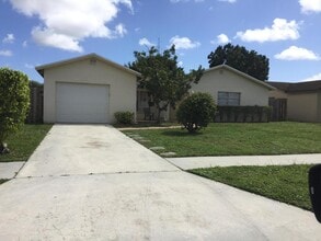 Building Photo - 22746 SW 55th Way