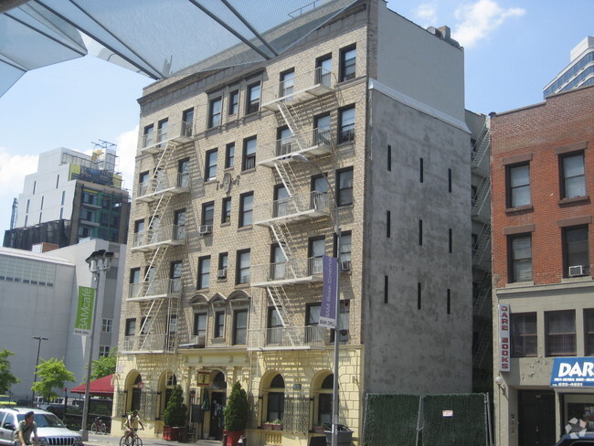 Primary Photo - 25 Lafayette Ave