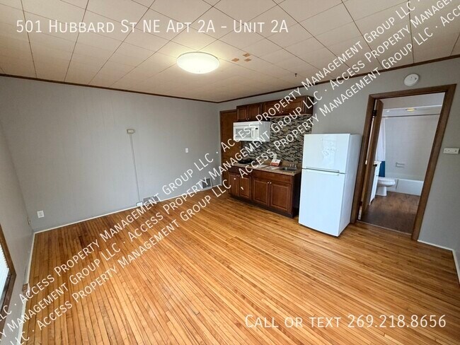 Foto del edificio - 501 Hubbard St NE