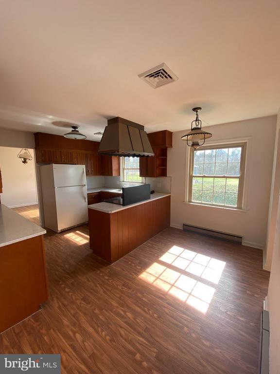 Foto del edificio - 1282 Stump Hall Rd