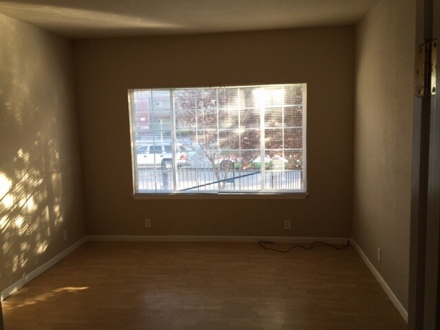 Foto del edificio - Lee 872