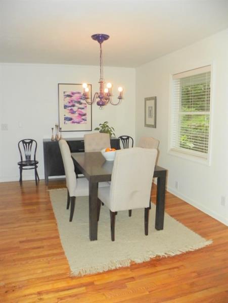 Foto del edificio - 2633 Ridgemore Rd NW