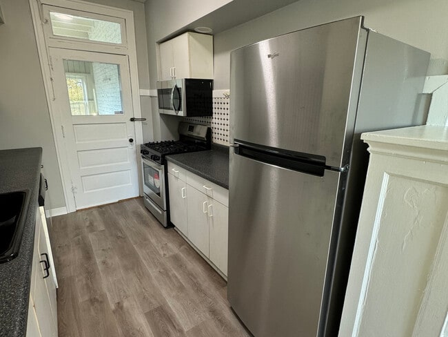 Foto del edificio - 4414 N Lavergne Ave