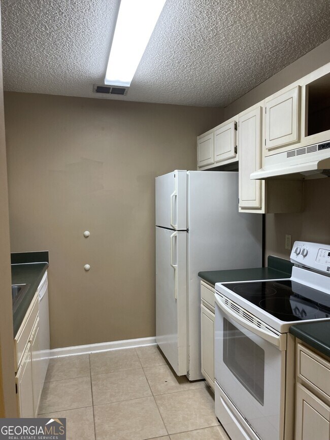 Building Photo - 183 Talbot Ct