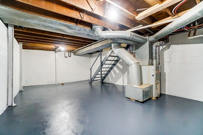 Foto del edificio - 221 S Rosedale Ave