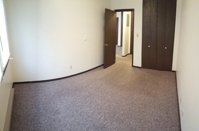 Foto del edificio - 800 W Marion St