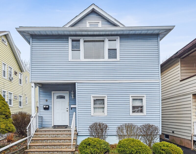 Primary Photo - 9 Rosedale Ave