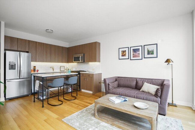 Photo - 305 E North Water St Apartment