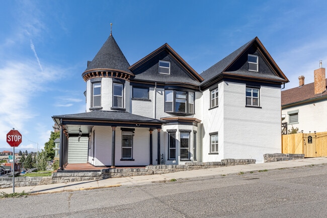 Building Photo - 401 W Granite St