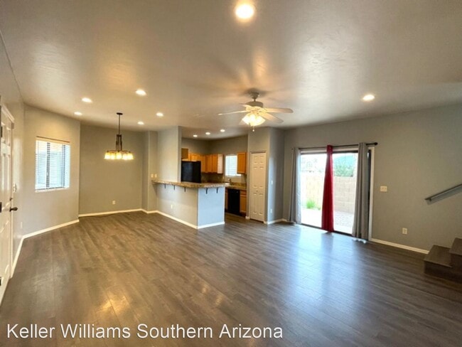 Building Photo - 3 br, 2.5 bath House - 8647 E Placita De L...